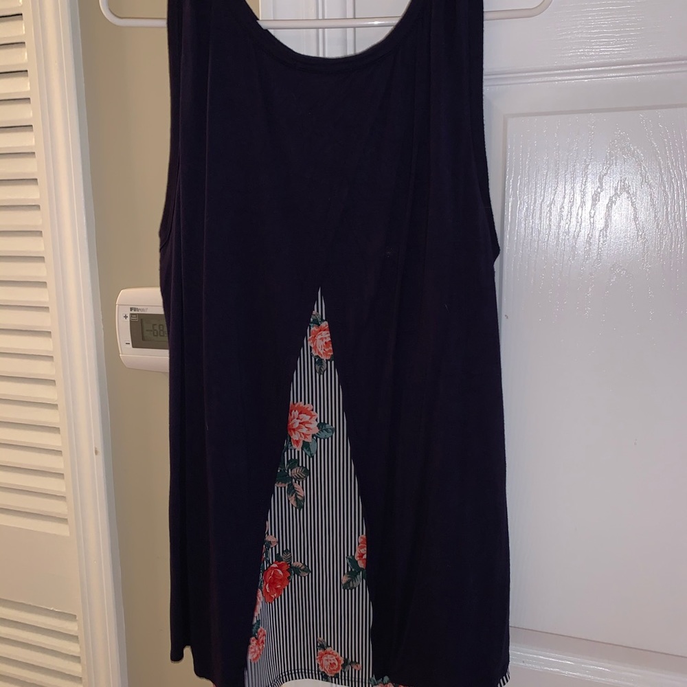 Open back detail tank top
